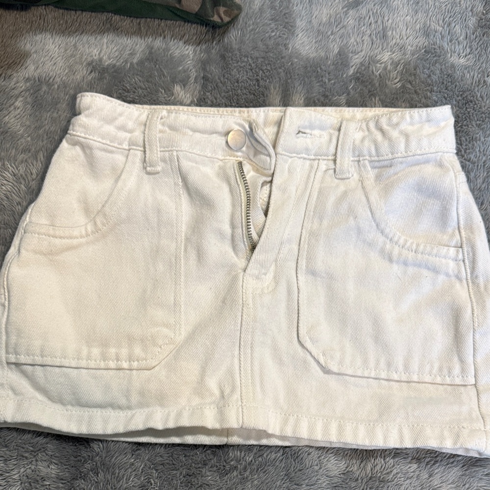 SHEIN White Mini Skirt
